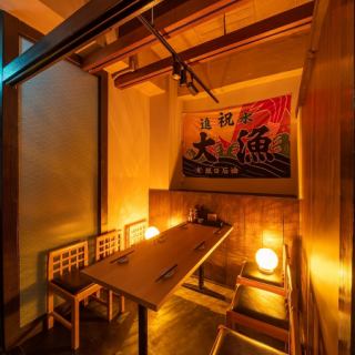 少人数での宴会や合コンに大人気の個室です♪人気のお席ですのでご予約はお早めに!