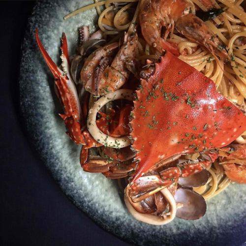 新鲜的海鲜 pescatore 意大利面