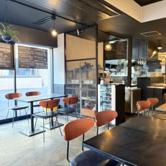 Maximum capacity is 34 people (please contact us for more than 34 people)