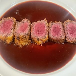 旨すぎる！牛肉フィレのカツレッタ　トリュフソース