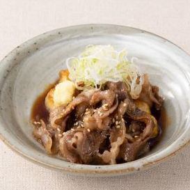 Simmered tofu with black-haired wagyu beef