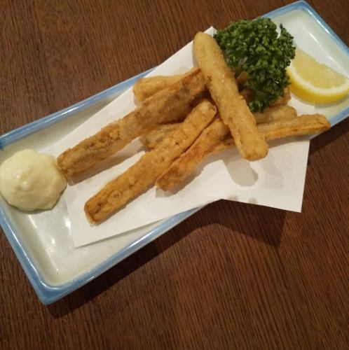 Deep fried burdock root / chicken skin with ponzu sauce