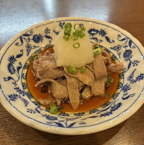 Beef tongue shabu-shabu with grated daikon radish and ponzu sauce