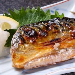 サバ塩焼き