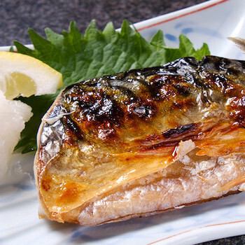 サバ塩焼き