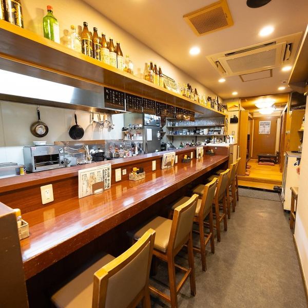 [Great for solo diners too!] We have seats available for a variety of occasions, including counter seats that are perfect for solo diners, and spacious, relaxing tatami mat seats.Use it for a quick drink after work, a girls' night out, a date, a party, or any other occasion!