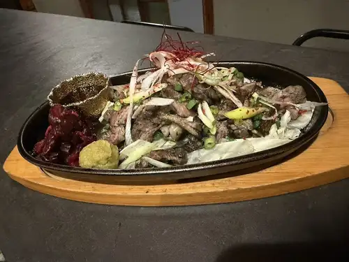 【宫崎本地鸡肉鞑靼】