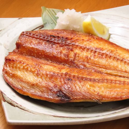 伴助縞ホッケ開き