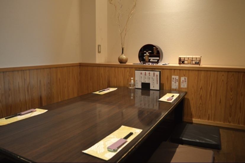Limited to 2 rooms! We have a digging-type private room ♪ It is also possible to connect the rooms by removing the bran!