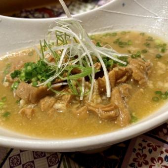 Suizenji miso stew with hormones