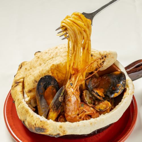 [25th Anniversary Menu] Flame Pescatora Seafood Tomato Sauce Pasta Flame Wrapped