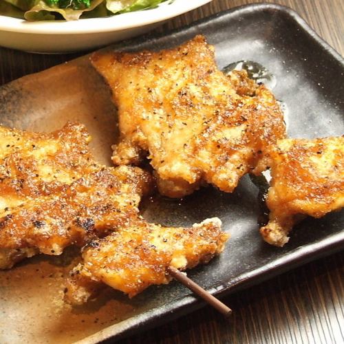 たんとの揚げ手羽先 香味ダレと黒こしょう