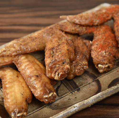 Assortment of 3 kinds of fried chicken wings (sweet/spicy/salt and pepper)