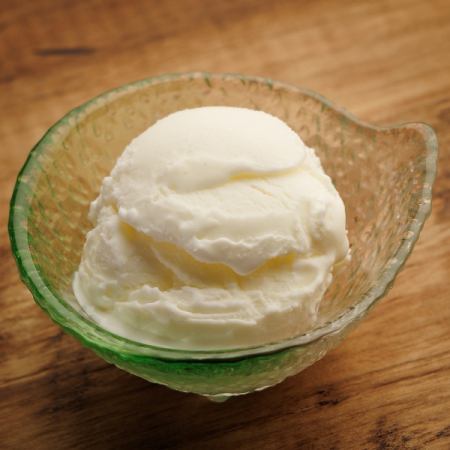 生ミルクアイス