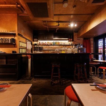 ライブ感満載のカウンター席◎おひとり様から大歓迎ですのでお気軽にお問い合わせください！