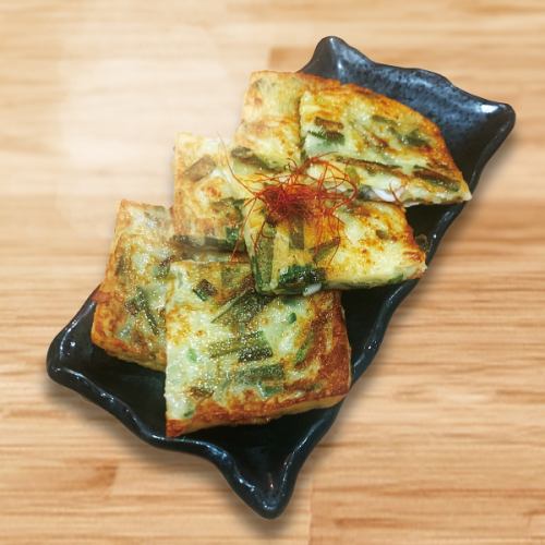 海鮮チヂミ/旨辛もやし