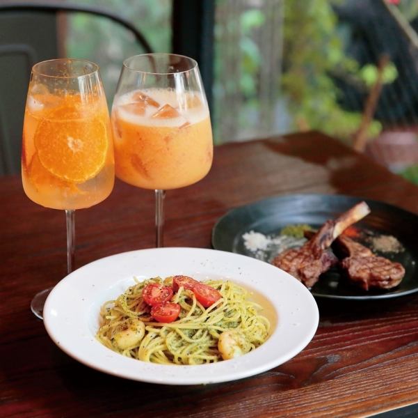生果実ノンアルカクテル、パスタ、アヒージョ、パエリアなど【約200種以上のお料理、ドリンク】をご準備♪