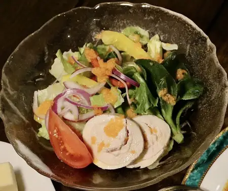蒸し鶏サラダ