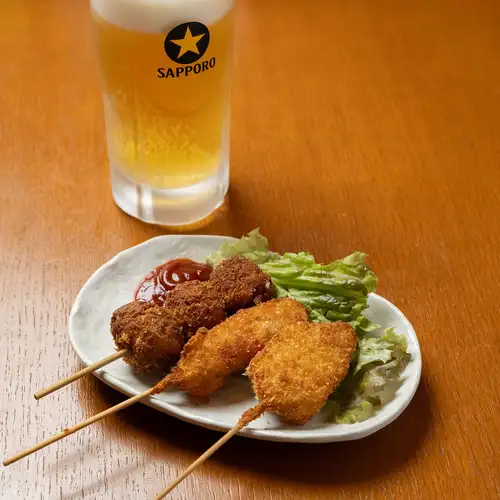 お酒に合う肴と日替わり料理で広がる楽しみ方