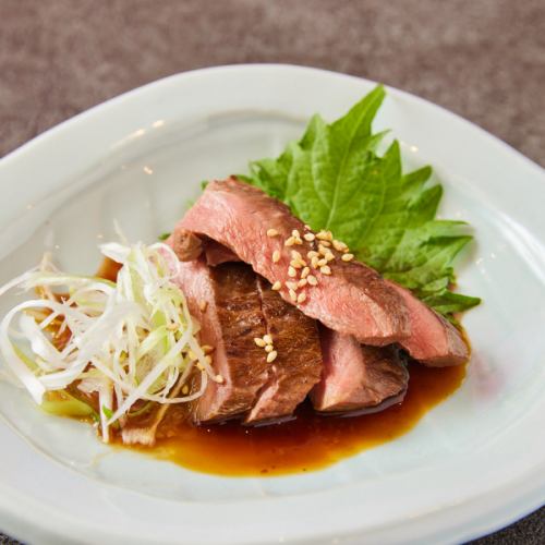 Low temperature cooked beef heart sashimi