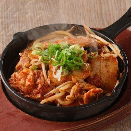 pork belly kimchi