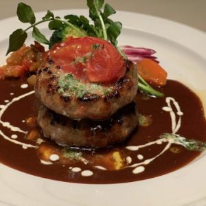 Spanish Iberian pork hamburger steak (1 serving)