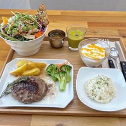 和牛はちみつ牛ハンバーグセット