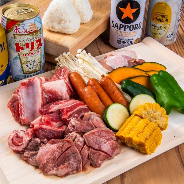 国産豚タンやノンスモークフランクが楽しめるスタンダードBBQセット　3400円（税込） ハーフサイズも！