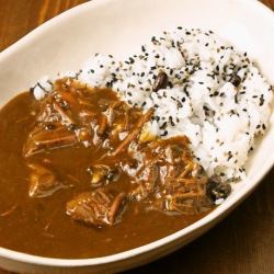 自製鹹牛肉咖哩飯