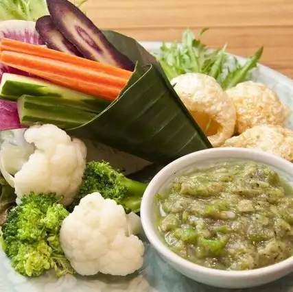 焼き青唐辛子のスパイシーディップ