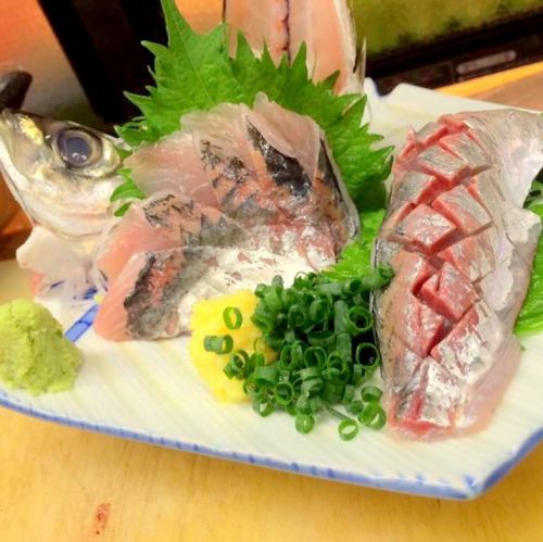 Horse mackerel sashimi / bigeye tuna sashimi