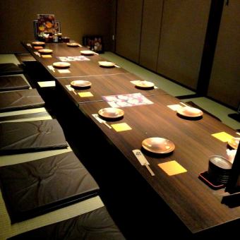It is a tatami room seat that can accommodate up to 18 people (4 people x 4, 2 people x 2)
