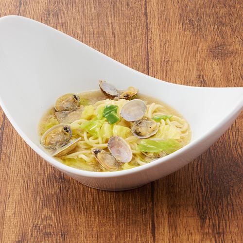 春野菜のたっぷりあさりのスープパスタ