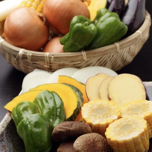 Seasonal vegetables are carefully selected! You can feel the four seasons with grilled meat ♪