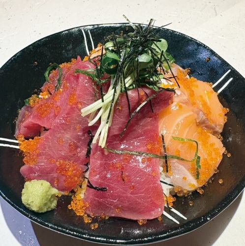 今天的海鮮蓋飯