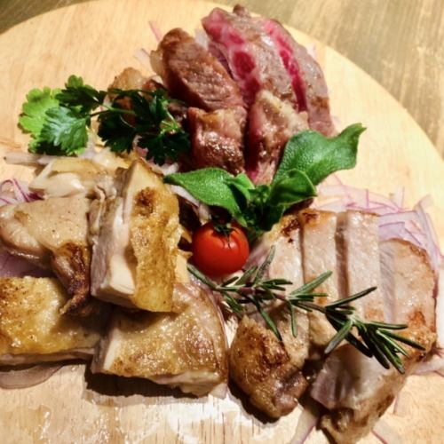 Luxurious 3 Kinds of Meat Platter