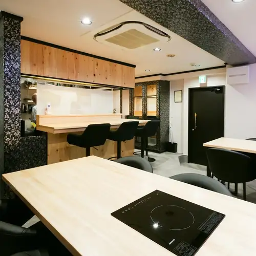 A sophisticated space perfect for entertaining clients, accompanying guests, or celebrating special occasions.