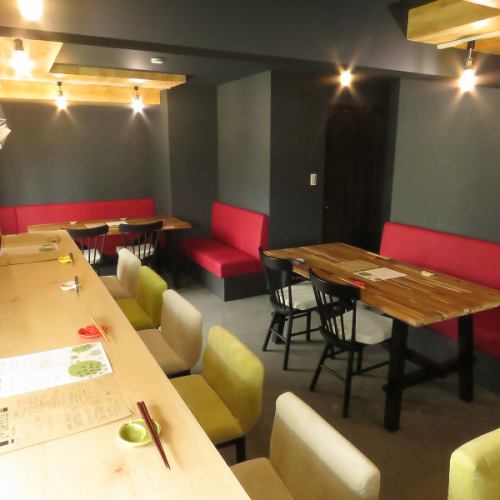 シックで落ち着いた店内