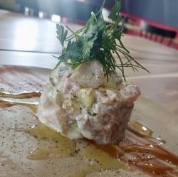 Fresh fish tartare