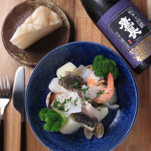 経験豊富なシェフが手掛けるフレンチや創作和食