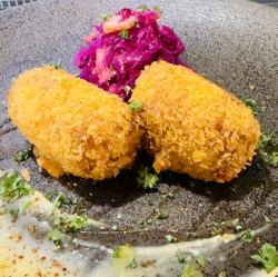 千鷹名物！ブイヤベースのクリームコロッケ