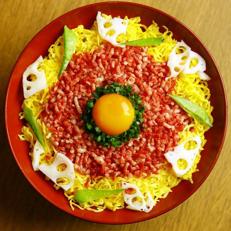 Our famous exquisite rice bowl where you can enjoy delicious horse sashimi