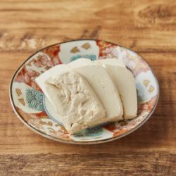 Cream cheese marinated in Kyushu soy sauce