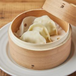Steamed dumplings