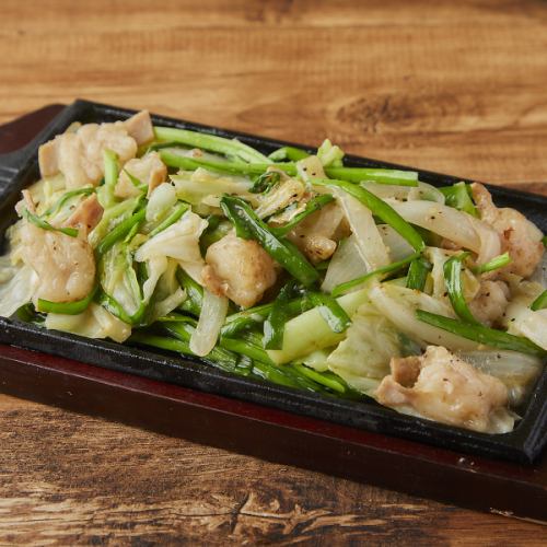 ホルモン鉄板焼き
