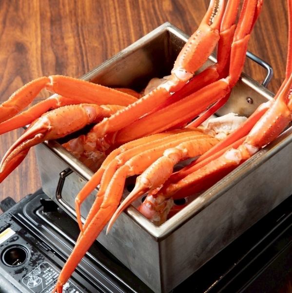 【タラバガニ＆ズワイガニ★】カニも登場！！！牡蠣や串揚げだけでなく、蟹まで食べれちゃいます♪