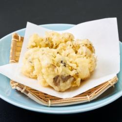 Three kinds of mushroom tempura
