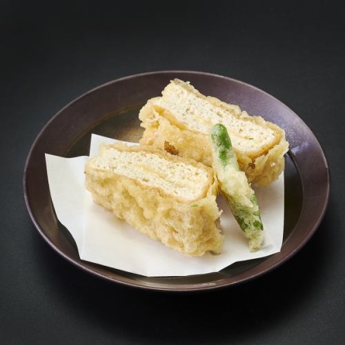 谷口屋のお揚げのチーズ包み