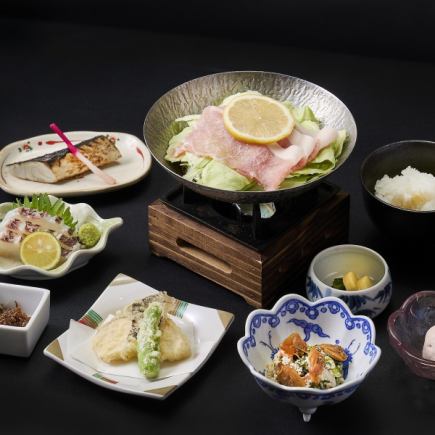 ~For gatherings with friends and acquaintances~ Kaiseki plan "Hana" 4,400 yen [7 dishes total] (lunch)
