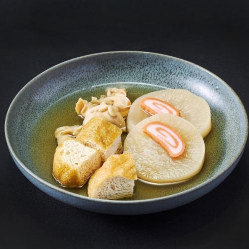 谷口屋のお揚げの入り　つぶ貝と大根のおでん